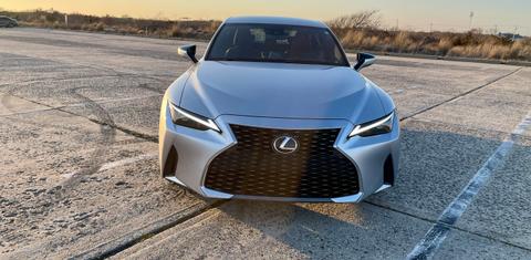 Lexus IS 2021