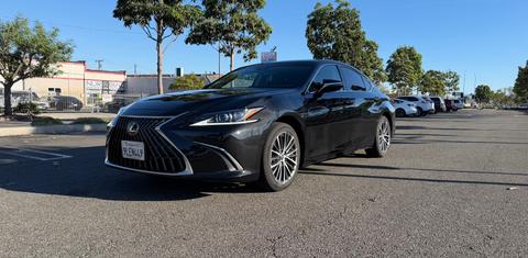 Lexus ES 2024
