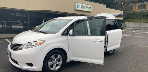 Toyota Sienna 2011