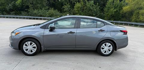 Nissan Versa 2021