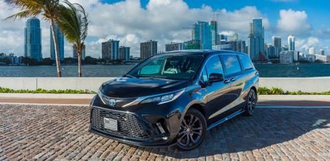 Toyota Sienna 2024