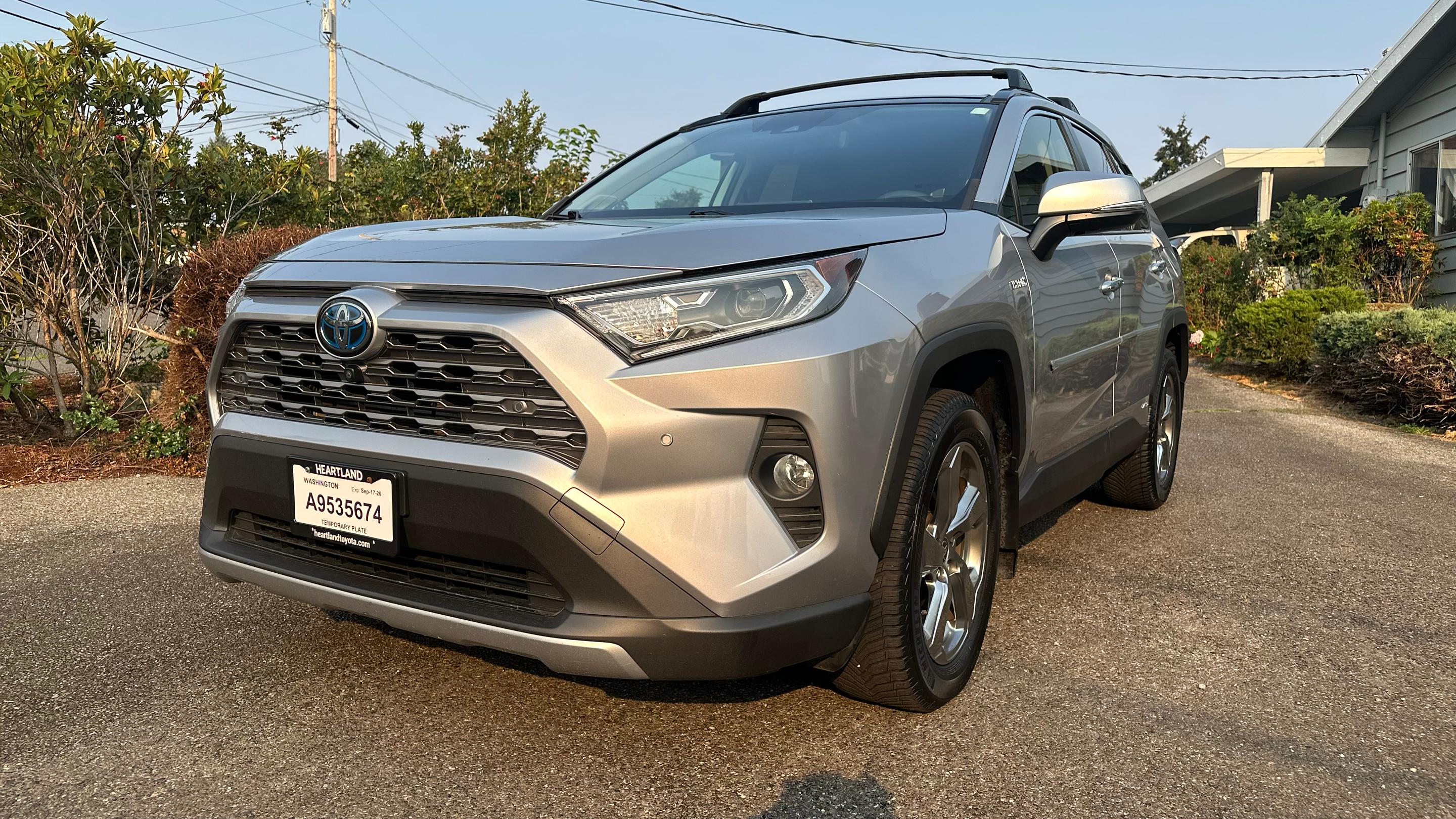 Toyota RAV4 Hybrid 2020 in Bremerton, WA