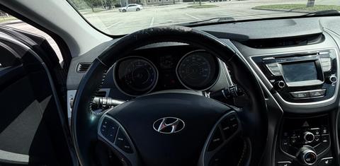 Hyundai Elantra 2014