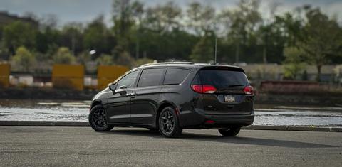 Chrysler Pacifica 2019