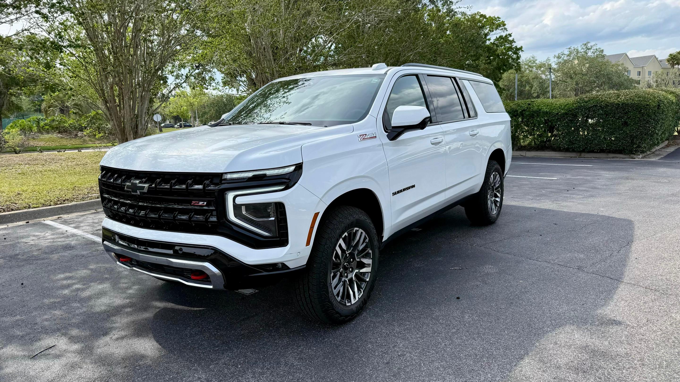 Chevrolet Suburban 2026 in Orlando, FL
