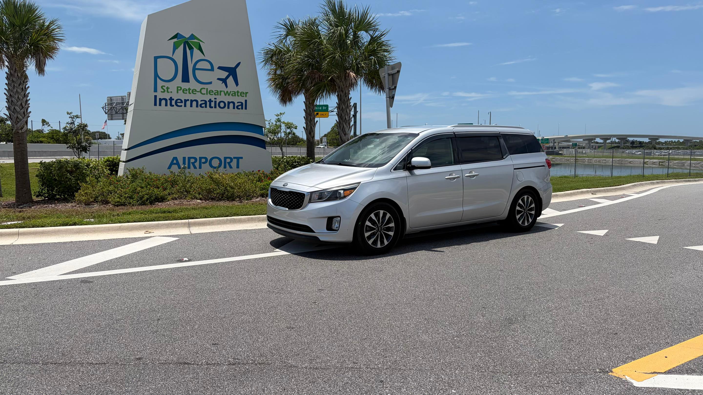 Kia Sedona 2015 in Clearwater, FL