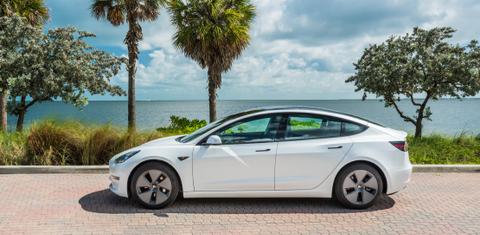 Tesla Model 3 2021