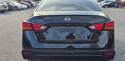 Nissan Altima 2025
