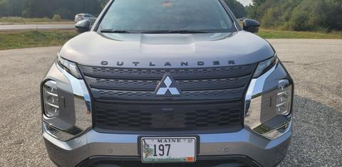 Mitsubishi Outlander 2023