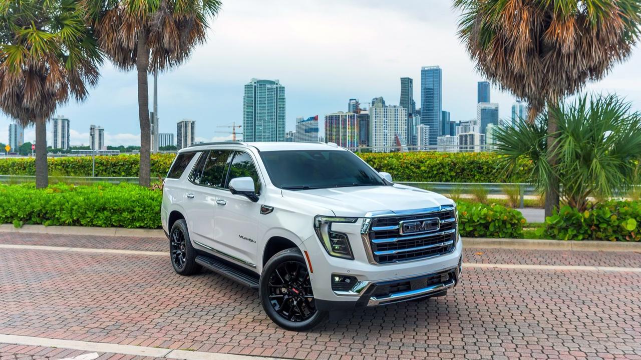 GMC Yukon 2025 in Miami, FL