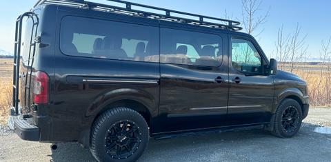 Nissan NV 2017