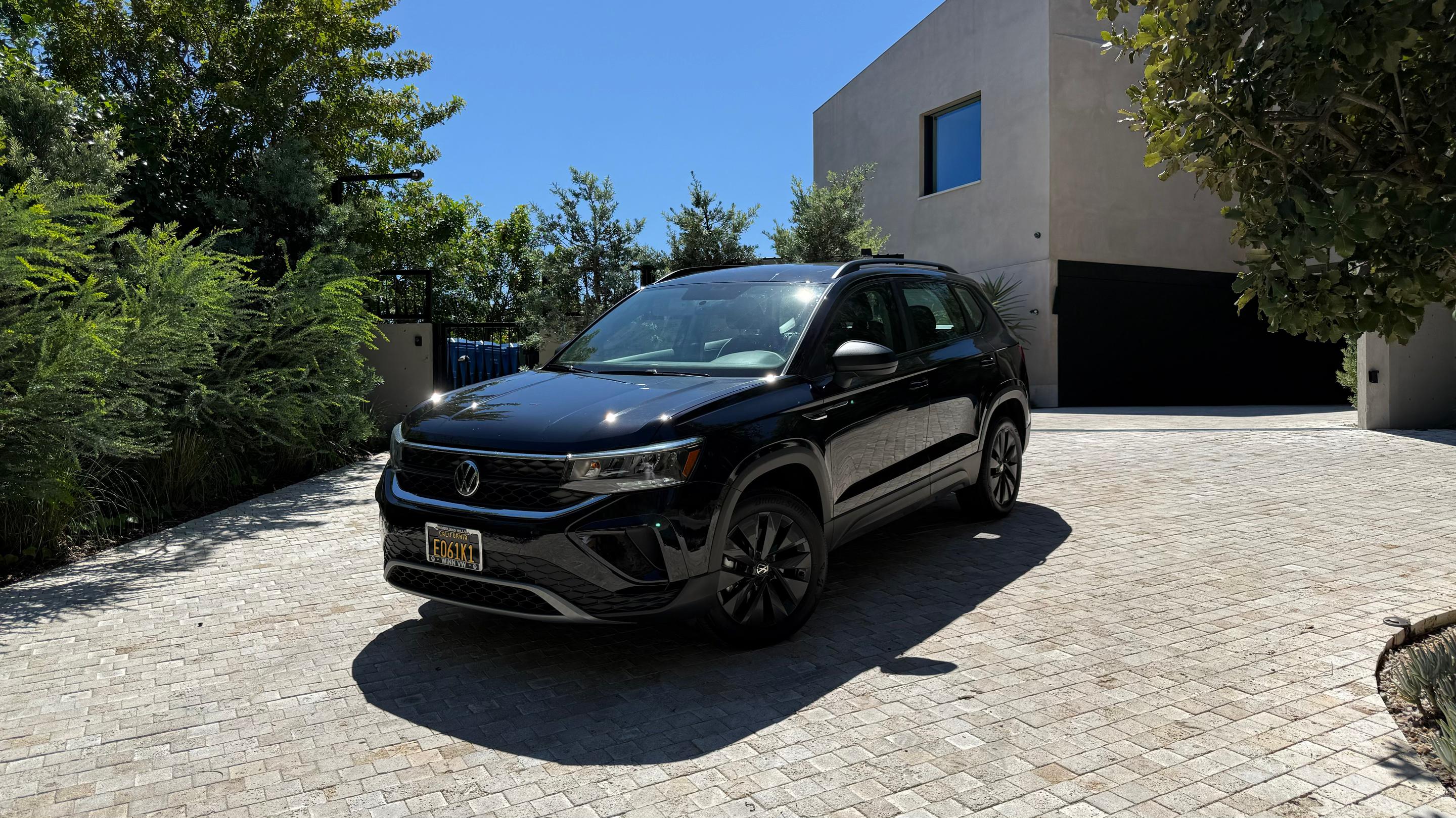 Volkswagen Taos 2022 in Hawthorne, CA