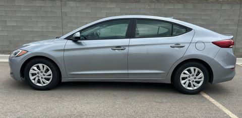 Hyundai Elantra 2017