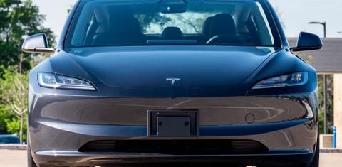 Tesla Model 3 2024