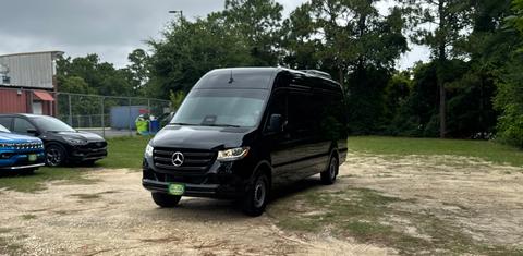 Mercedes-Benz Sprinter 2025