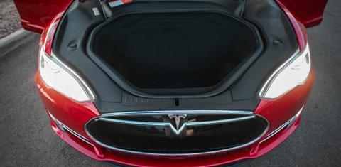 Tesla Model S 2015