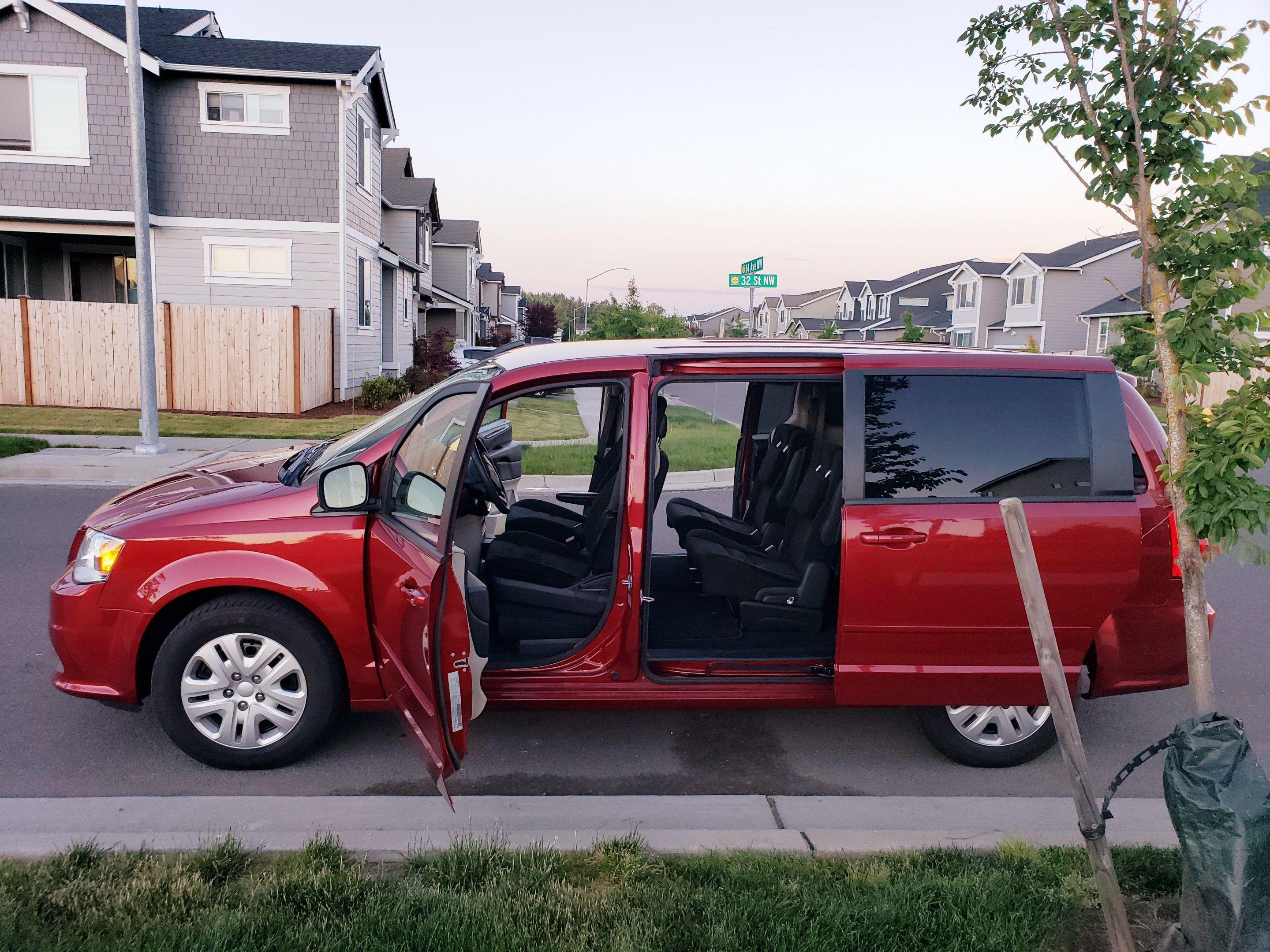 Dodge Grand Caravan 2015 in Puyallup, WA