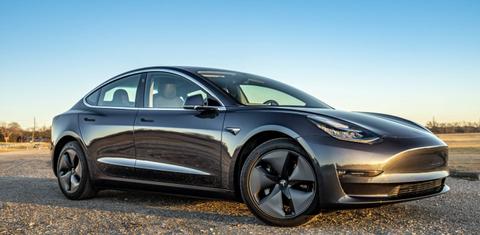 Tesla Model 3 2023