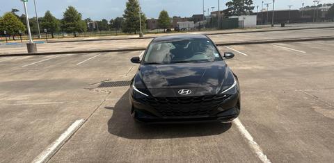 Hyundai Elantra 2023