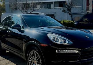 Porsche Cayenne car