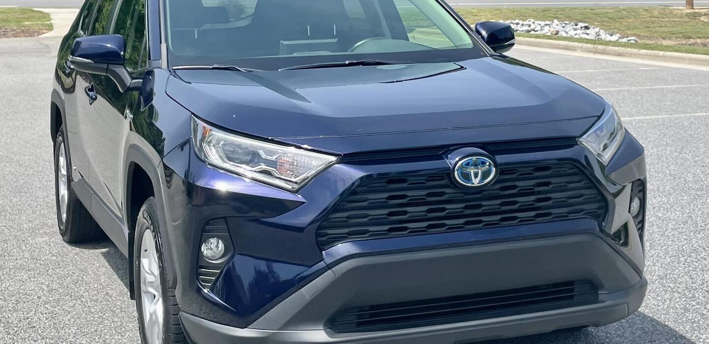 Toyota RAV4 Hybrid 2020 rental in Archdale, NC by Adrienne T. Turo