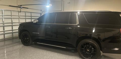 Chevrolet Suburban 2025