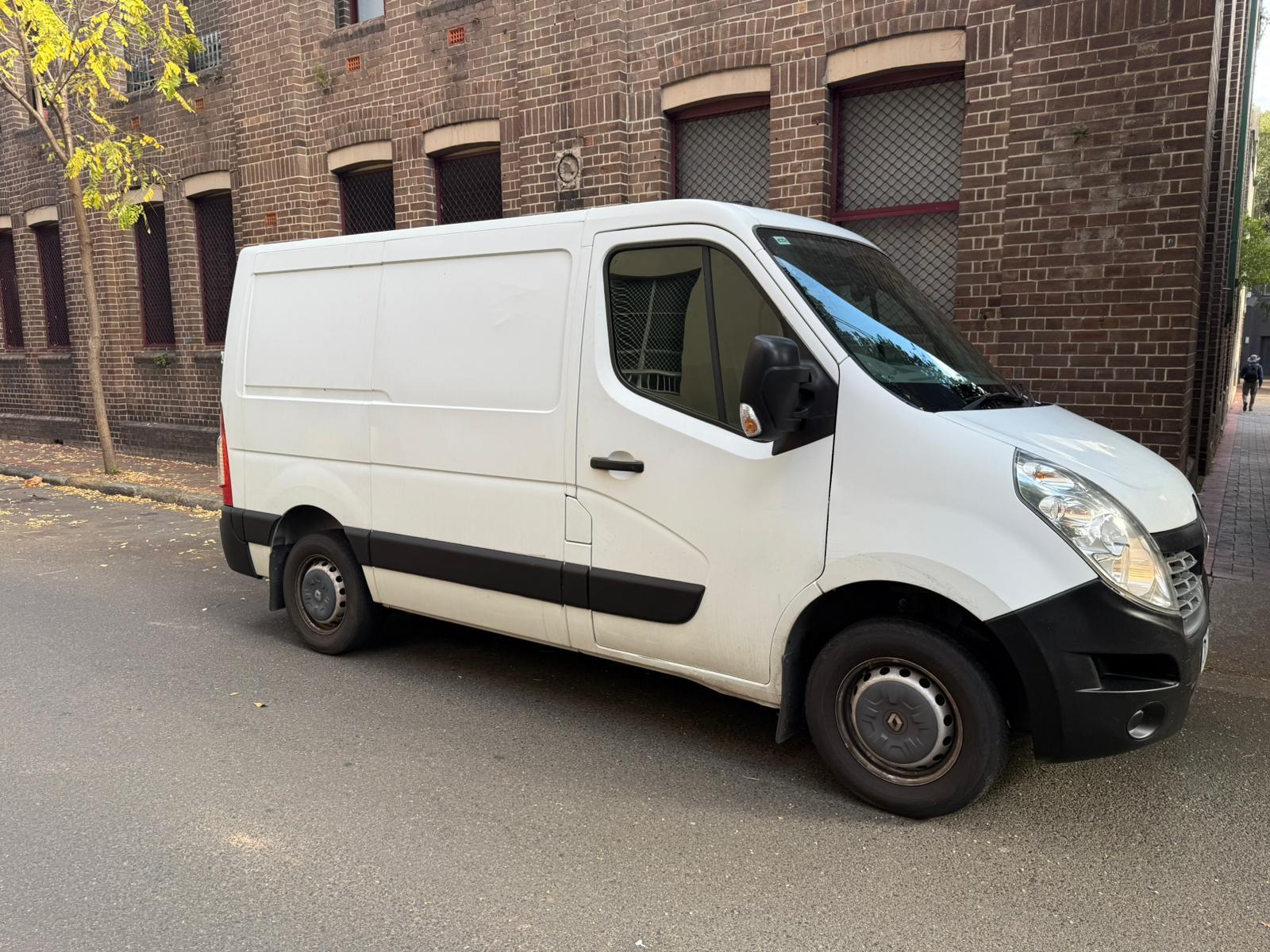 RENAULT Master 2016 in Chippendale