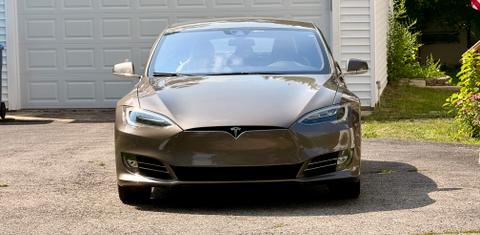 Tesla Model S 2016