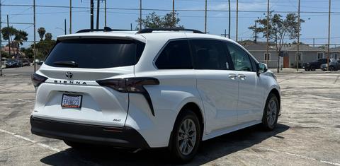 Toyota Sienna 2026