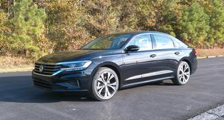 Volkswagen Passat 2022 — Car rental alternative in Athens, AL