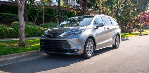 Toyota Sienna 2026