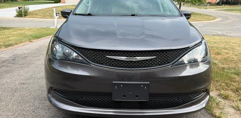 Chrysler Voyager 2023