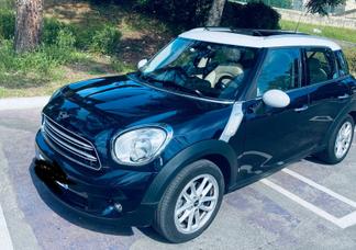 Mini Countryman car