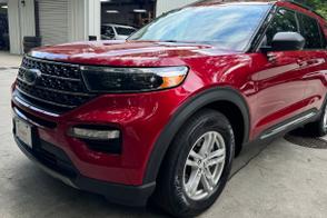 Ford Explorer car