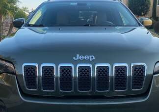 Jeep Cherokee car