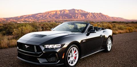 Ford Mustang 2024