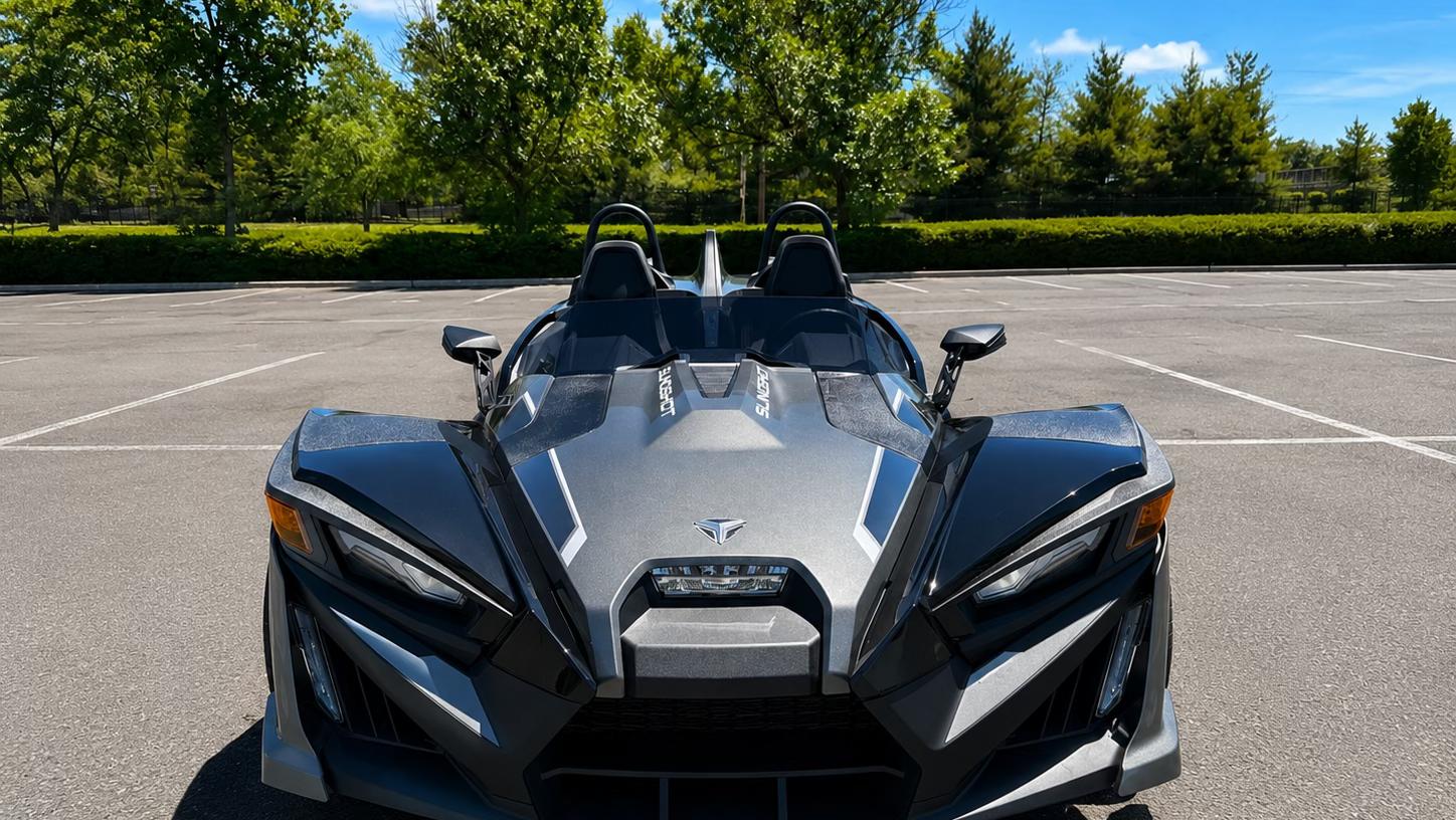 Polaris Slingshot 2025 in Prospect Park, NJ