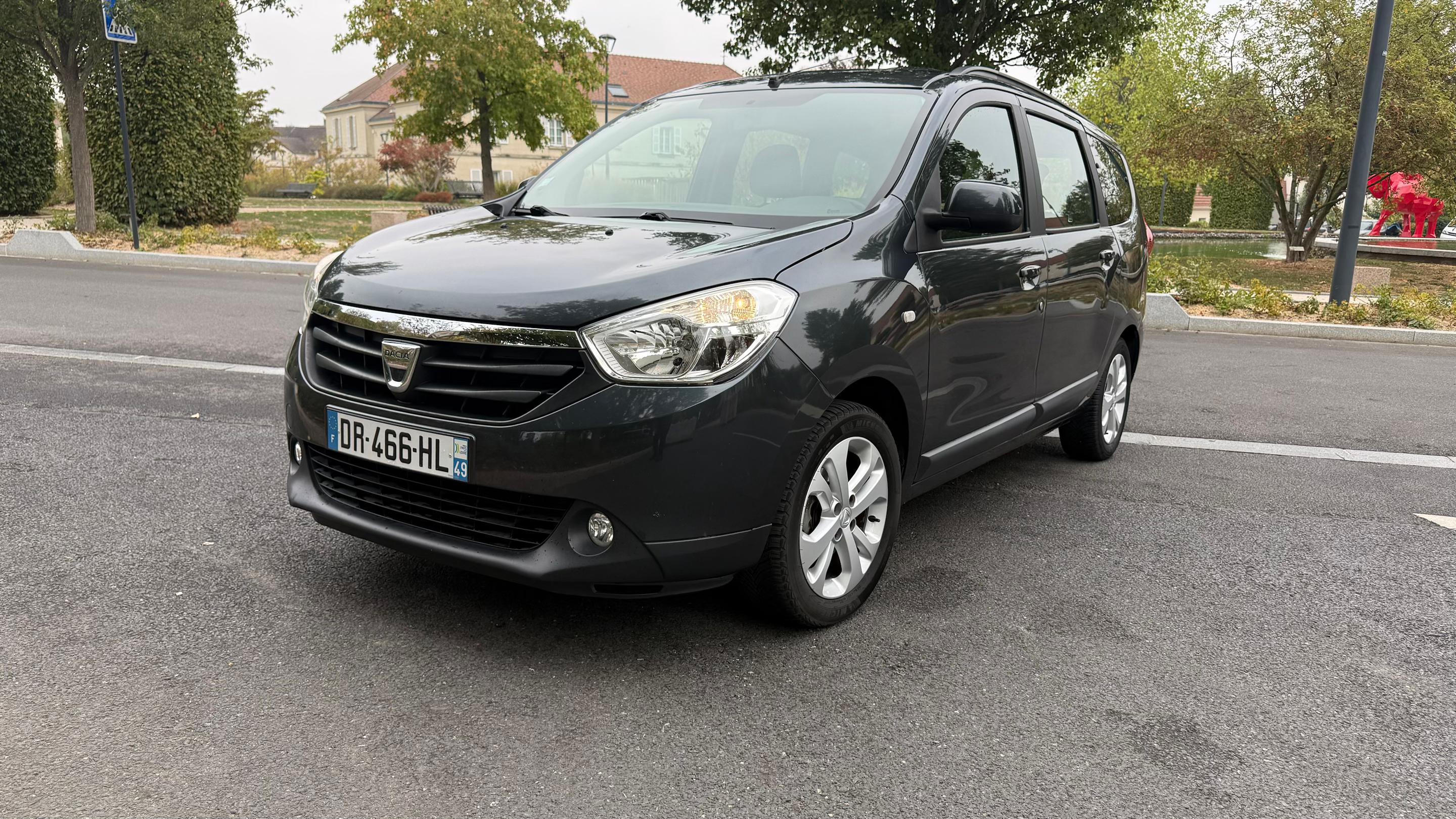 Dacia LODGY 2015 à Tremblay-en-France