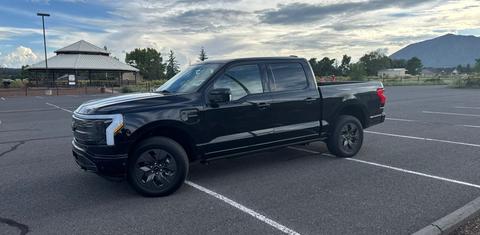 Ford F-150 Lightning 2023