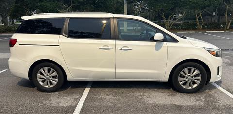 Kia Sedona 2016