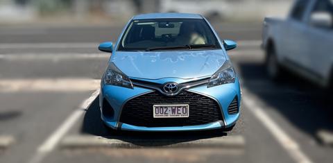Toyota YARIS 2015