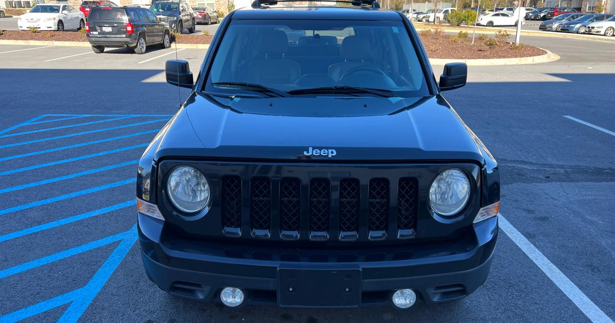 Jeep Patriot 2014 rental in Hodges, SC by Majed S. Turo