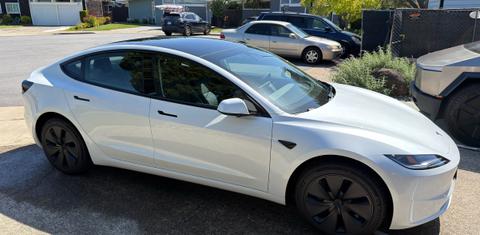 Tesla Model 3 2026