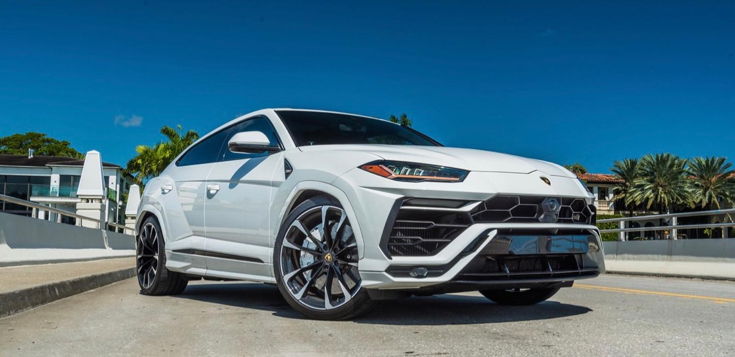 Urus 2021 rental in Miami Beach, FL by Rent & Paradise