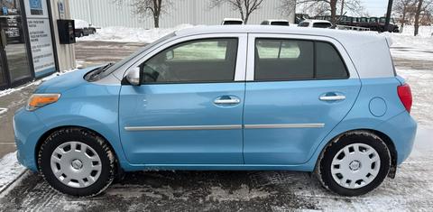 Scion xD 2014