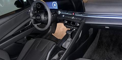Hyundai Elantra 2024