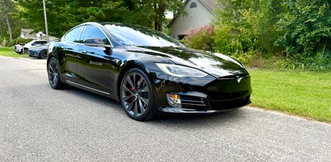 Tesla Model S 2019