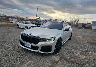 BMW 7 Series car