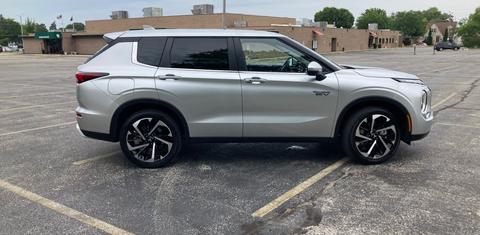 Mitsubishi Outlander Plug-In Hybrid 2025