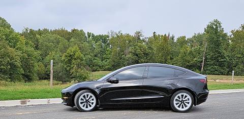 Tesla Model 3 2023